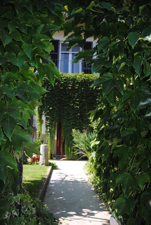 Apartments Casa Nel Verde Rocchetta Tanaro Exterior photo